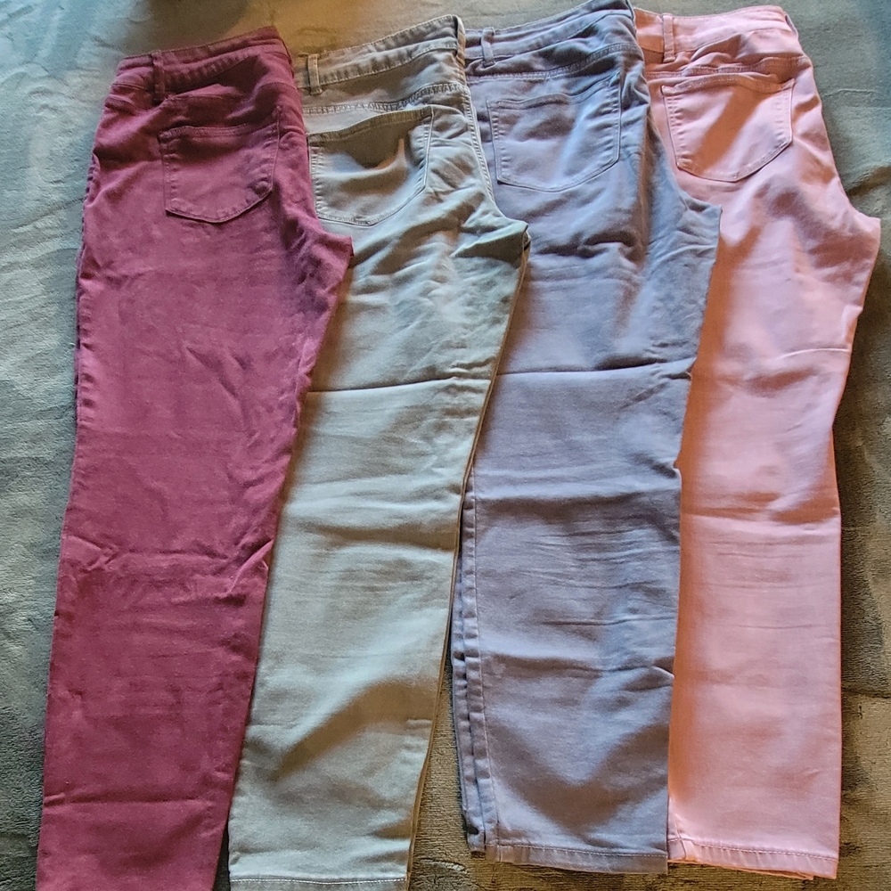 Maurices Women's Skinny Pants in Gray and Pink - Picture 2 of 4
